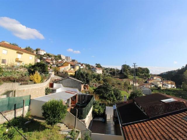 Terreno de 2216 m2 à venda Vila Nova de Gaia, Porto