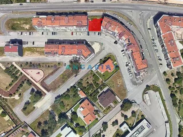 Terreno de 345 m2 Leiria, Portugal