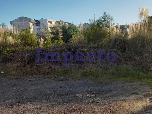 Terreno de 3765 m2 à venda Oliveira de Azeméis, Portugal