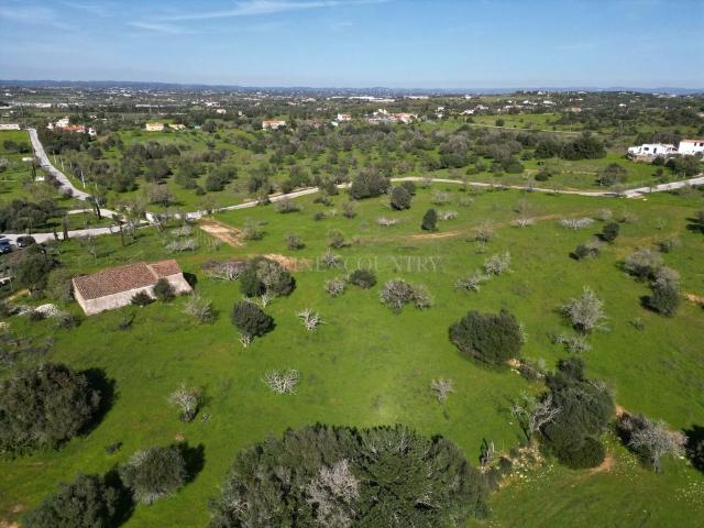 Terreno de 300 m2 Lagoa e Carvoeiro, Portugal