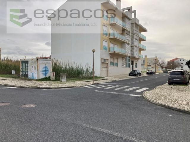 Terreno de 3112 m2 Torres Vedras, Lisboa