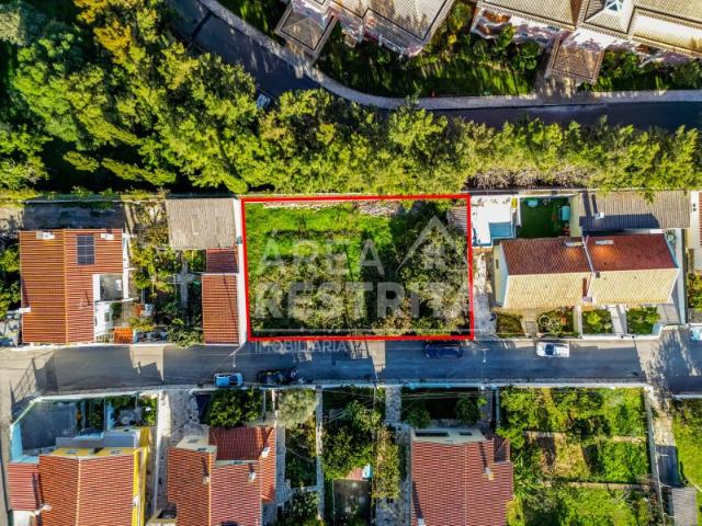 Terreno de 545 m² em Cascais Alcabideche