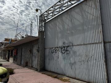 Terreno de 566 m² en Centro de Torreón: Potencial Vertical de 5 Niveles o Uso Industrial Ligero