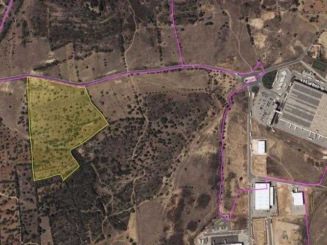 Terreno de 58240 m2 à venda Silves, Faro
