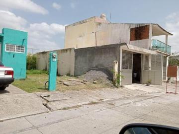 Terreno de 67 m2 en venta en Fracc. Puente Moreno. MEDELLÍN
