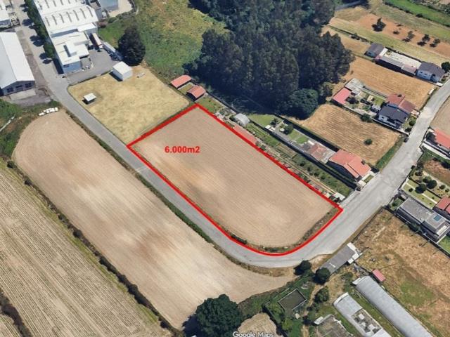 Terreno de 6001 m2 Maia, Portugal