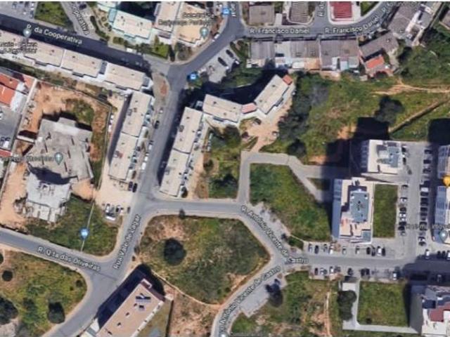 Terreno de 7100 m2 Portimão, Faro
