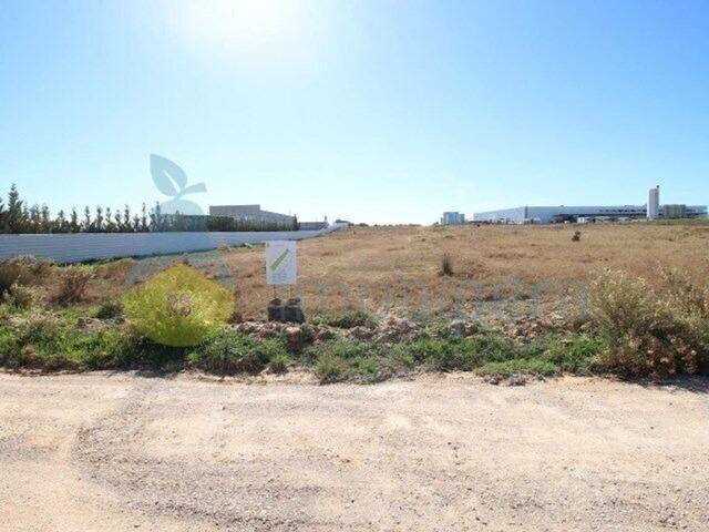 Terreno de 8520 m2 à venda Silves, Faro