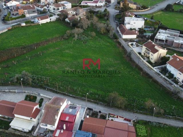 Terreno de 9000 m2 à venda Valongo, Porto