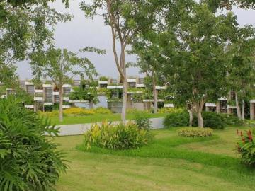 Terreno dentro de privada con amenidades en Conkal