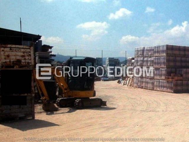 Terreno di 1500 mq in vendita a Acri Rif. 4558147