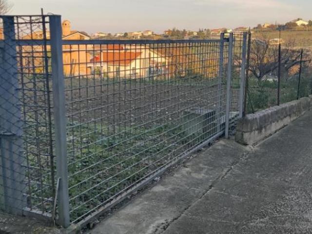 Terreno di 2468 m in vendita a Monteodorisio [rif. DV 11524]