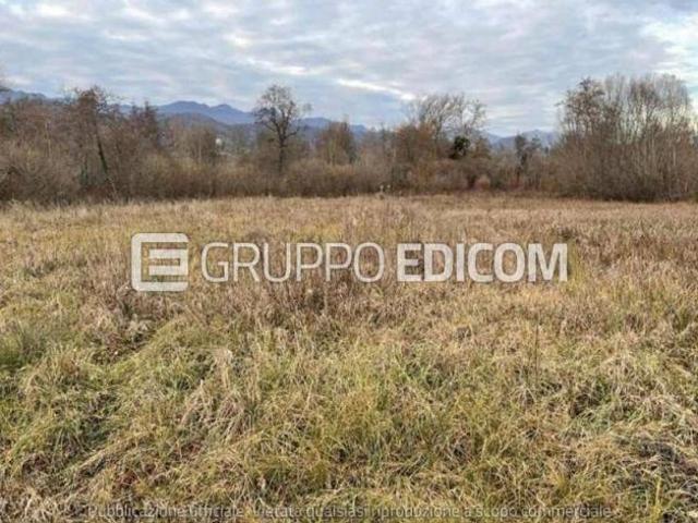 Terreno di 2860 mq in vendita a Farra di Soligo Rif. 4556846