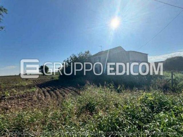 Terreno di 28834 mq in vendita a Roverchiara Rif. 4548745