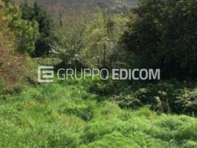 Terreno di 471 mq in vendita a Petruro Irpino Rif. 4543493