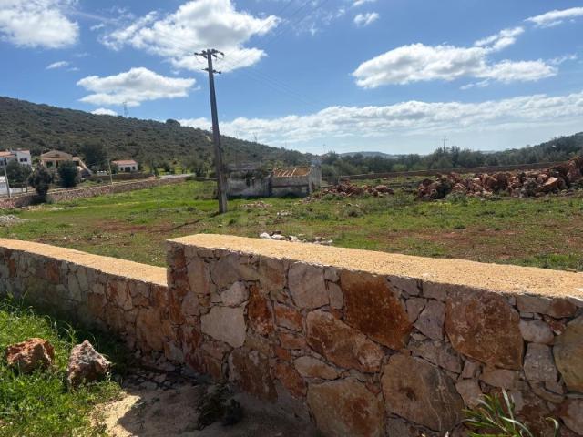 Terreno Exclusivo com Elevado Potencial de Construção, Loulé, Algarve