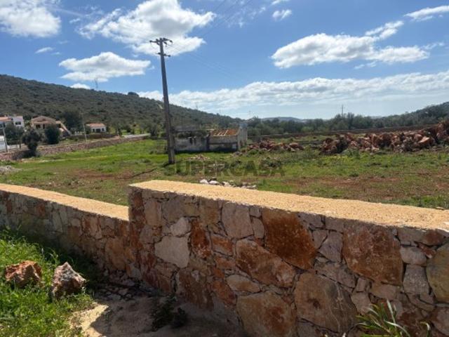 Terreno Exclusivo com Elevado Potencial de Construção, Loulé, Algarve