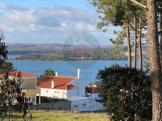Terreno Exclusivo com Vista Panorâmica para a Lagoa de Óbidos