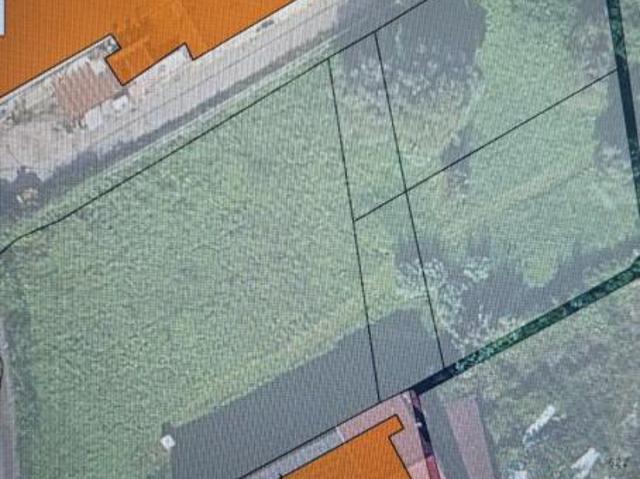 Terreno ed. ind.le/artig.le in vendita a Nazzano Carrara 3000 mq Rif: 1413731