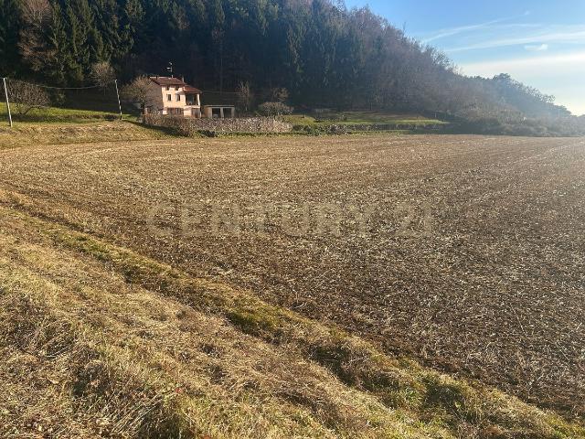 Terreno Edificabile con giardino in via don giovanni calabria 2, Tregnago