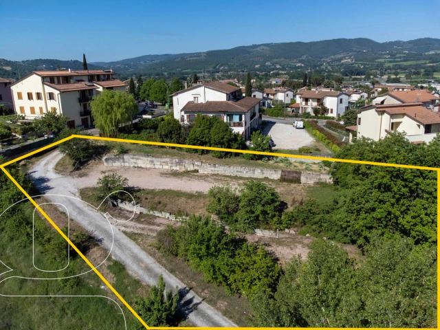 Terreno Edificabile in vendita a Todi