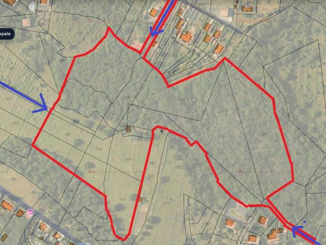 Terreno edificabile in vendita a Aci Sant'Antonio