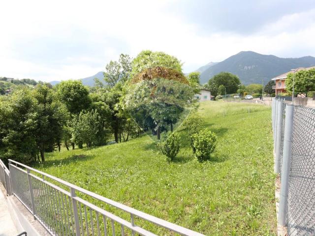 Terreno edificabile in vendita a Albino