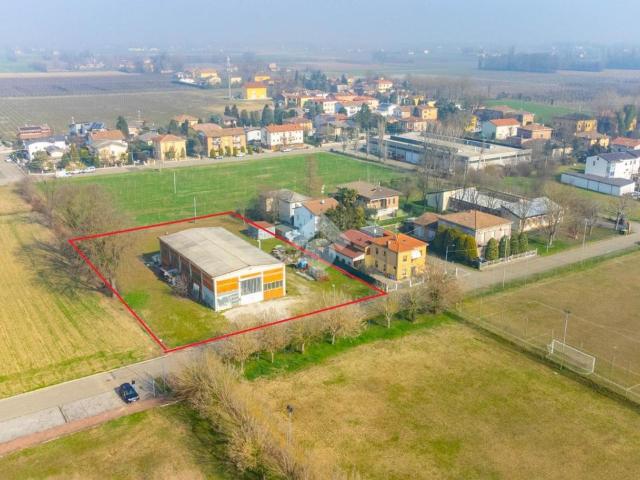 Terreno edificabile in vendita a Carpi