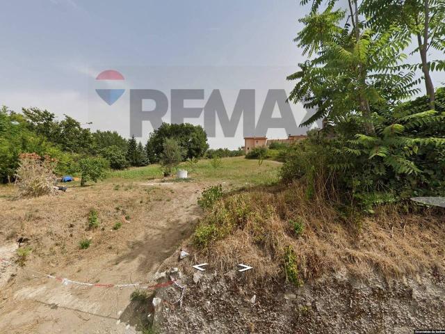 Terreno edificabile in vendita a Ceppaloni