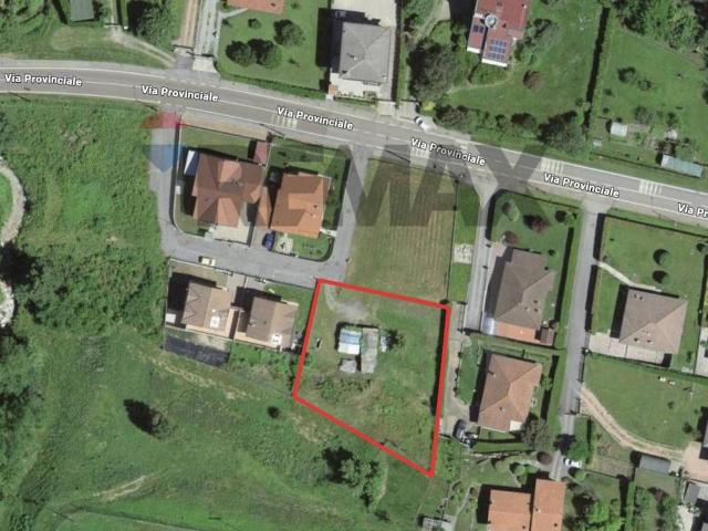 Terreno edificabile in vendita a Cremenaga
