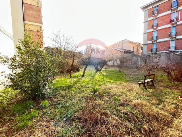 Terreno edificabile in vendita a Galliate