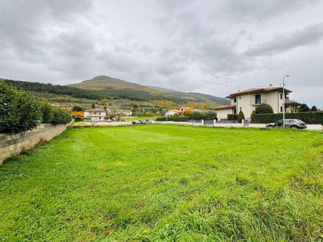 Terreno edificabile in vendita a Gualdo Tadino