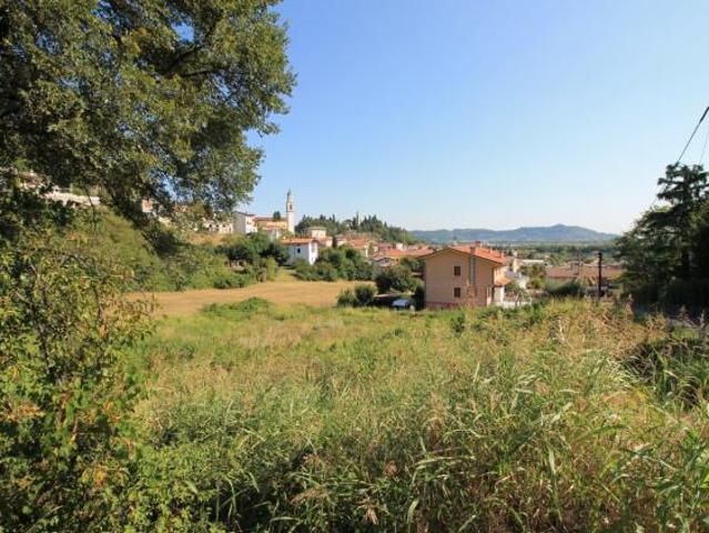 Terreno edificabile in vendita a Montorso Vicentino