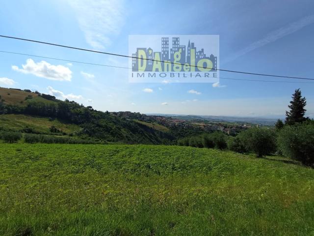 Terreno edificabile in vendita a Offida