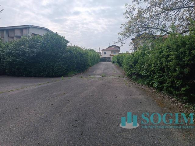 Terreno edificabile in vendita a Olgiate Comasco