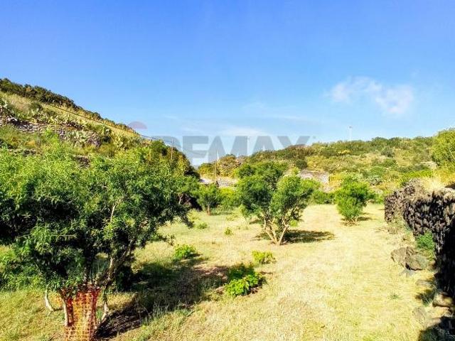 Terreno Edificabile in vendita a Pantelleria