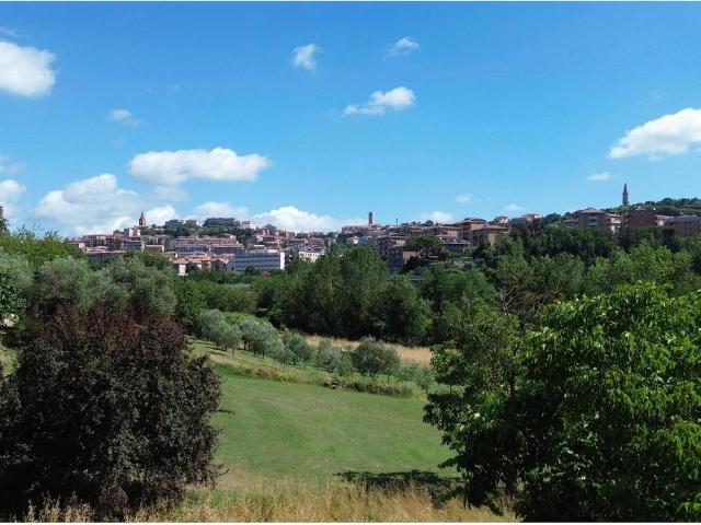 Terreno edificabile in vendita a Perugia