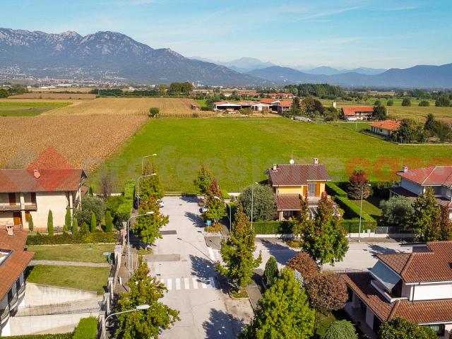 Terreno Edificabile in vendita a Pinerolo