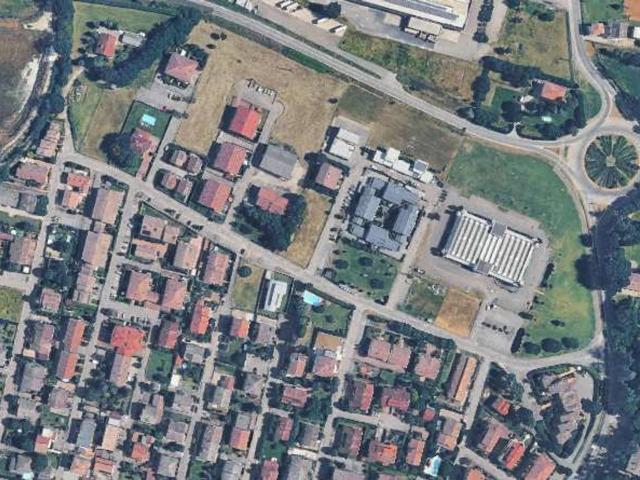 Terreno edificabile in vendita a Quattro Castella