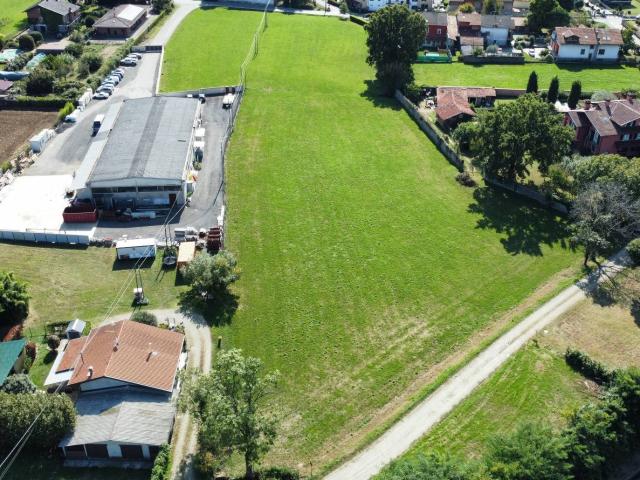 Terreno edificabile in vendita a Sandigliano