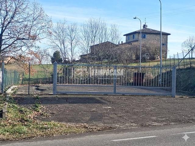 Terreno edificabile in vendita a Serramazzoni