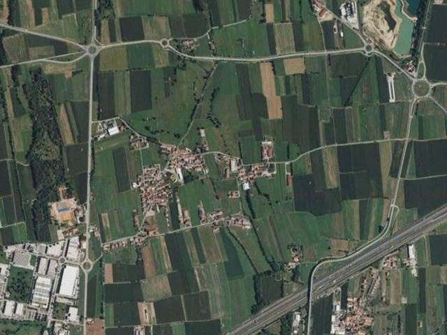 Terreno edificabile industriale in vendita a Chivasso