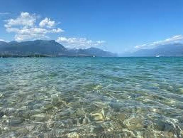 Terreno edificabile residenziale in vendita a Desenzano Del Garda