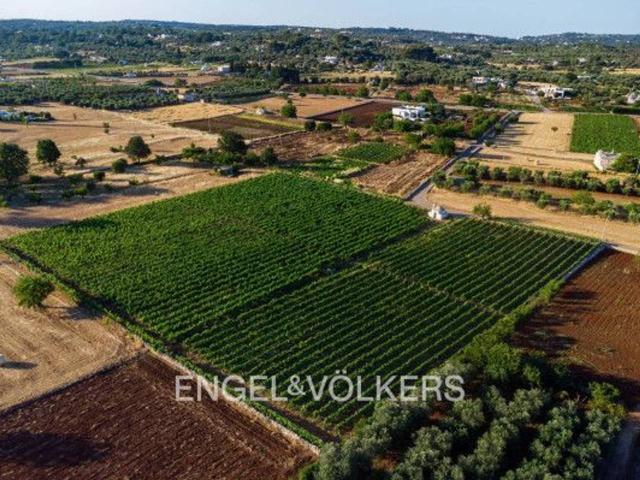 Terreno edificabile residenziale in vendita a Ostuni