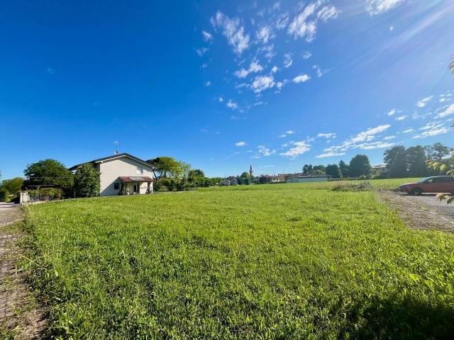 Terreno edificabile residenziale in vendita a Sesto Al Reghena