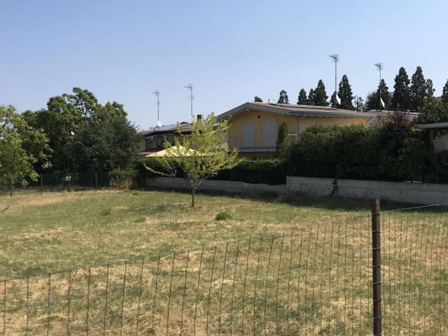 Terreno edificabile residenziale in vendita a Parma