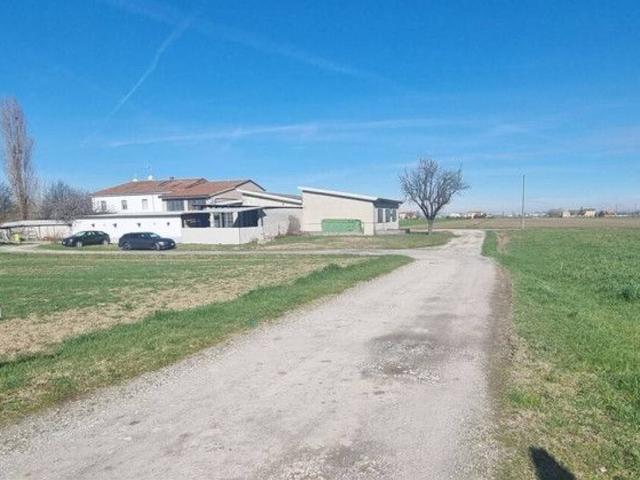 Terreno edificabile residenziale in vendita a Parma