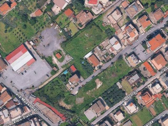 Terreno edificabile residenziale in vendita a Roma