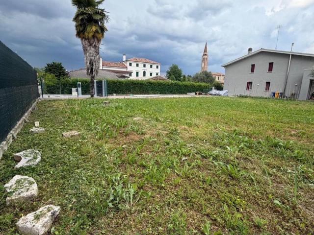 Terreno edificabile residenziale in vendita a Treviso