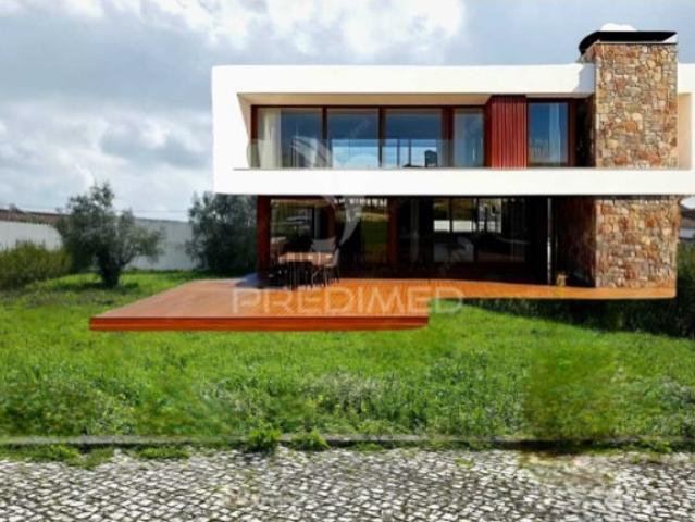 Terreno em Marmeleira e Assentiz